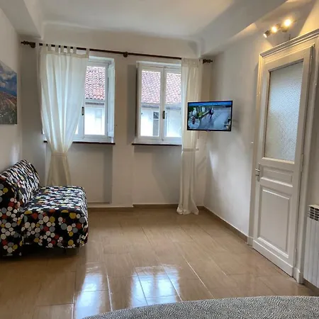Morosini 11 Apartment *
