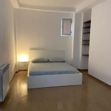 Morosini 11 * Турин